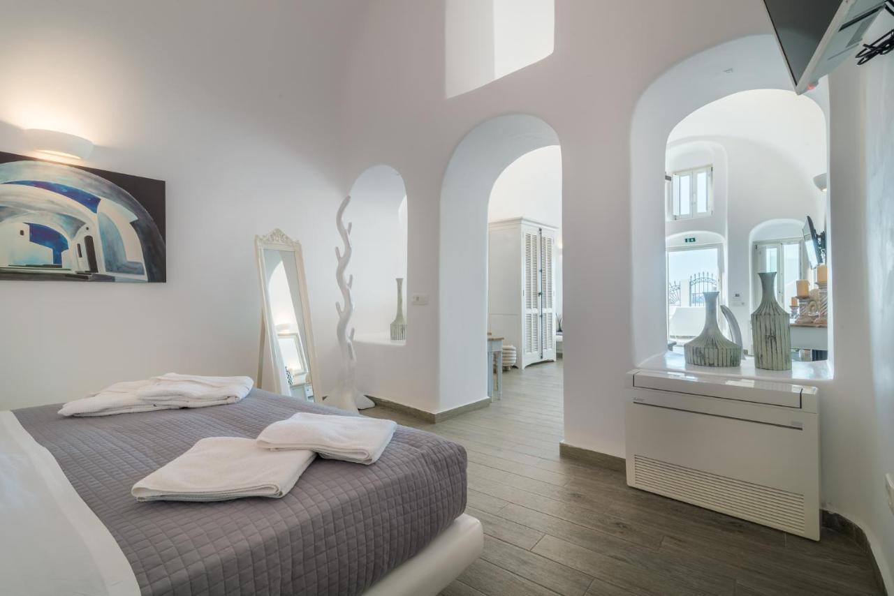 Angel Luxury Suites Fira  Eksteriør billede